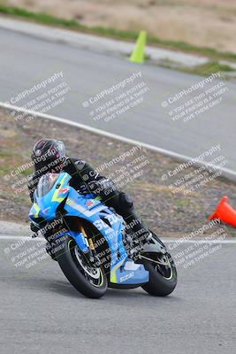 media/Mar-05-2023-TrackXperience (Sun) [[a95d40e56a]]/Group 3/session 2 turn 4/